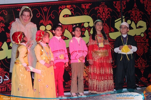 سقز جشنواره دوقلوهای کردستان