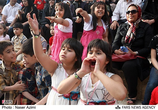 دومین جشن ملی روز دوقلوها و چندقلوها