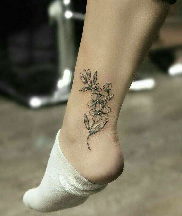 تاتوی پای بانوان