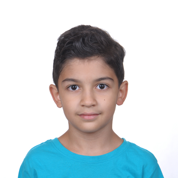 کارن هاشم زاده