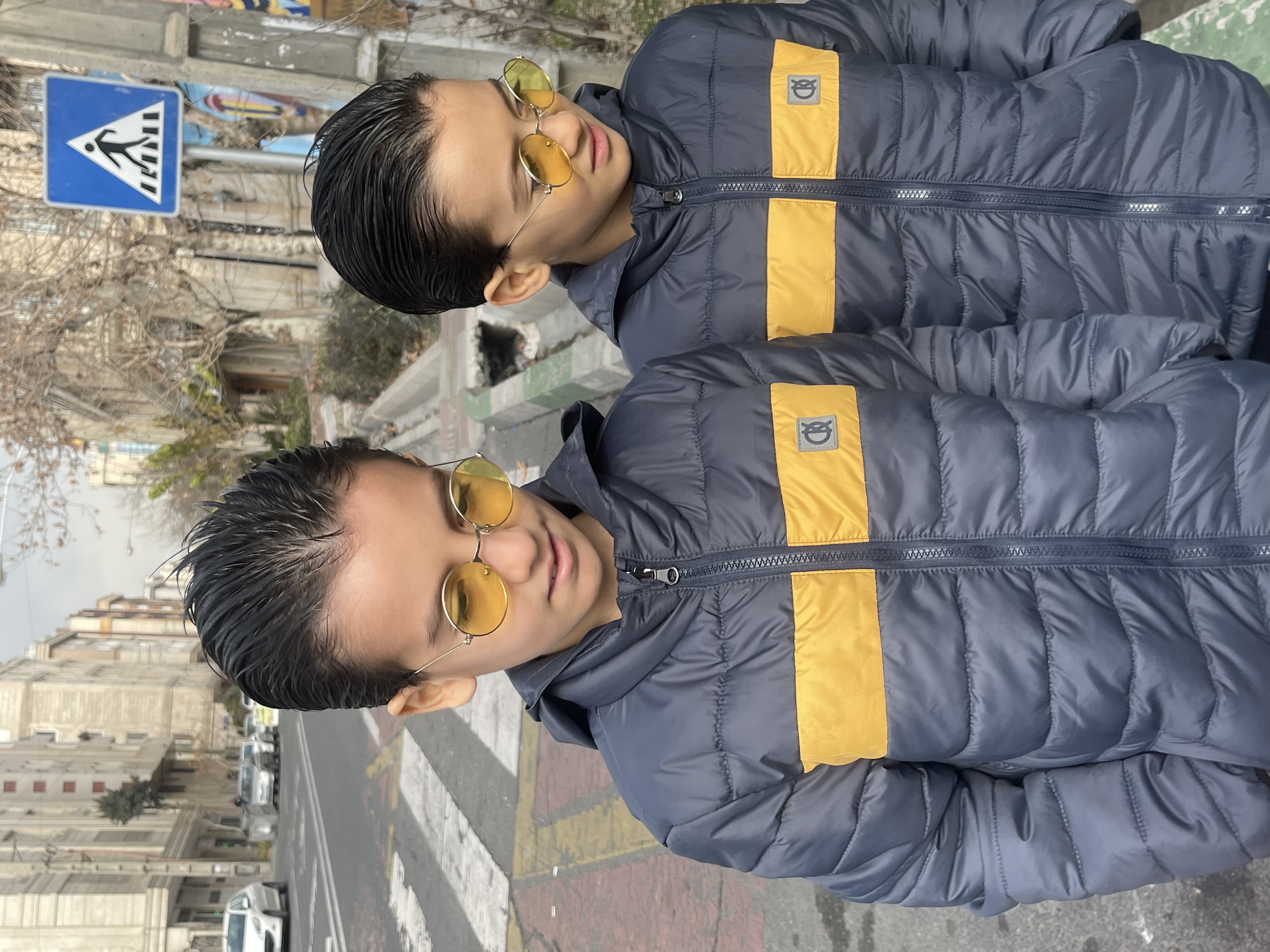 آریا تقی پور