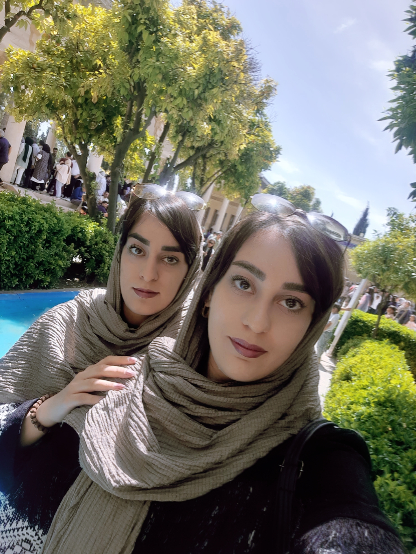نگین دهقان منشادی
