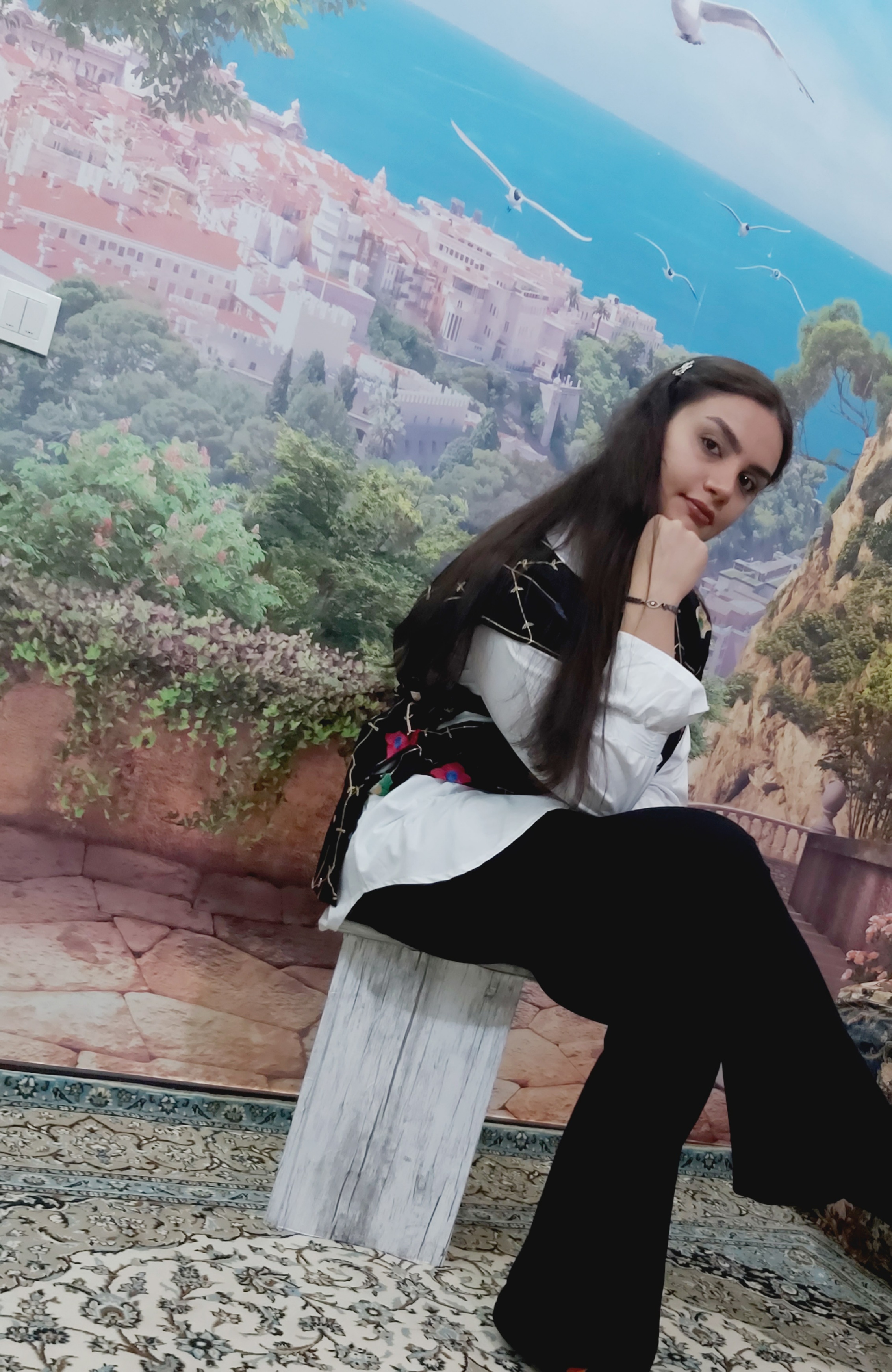 ندا اسفنانی